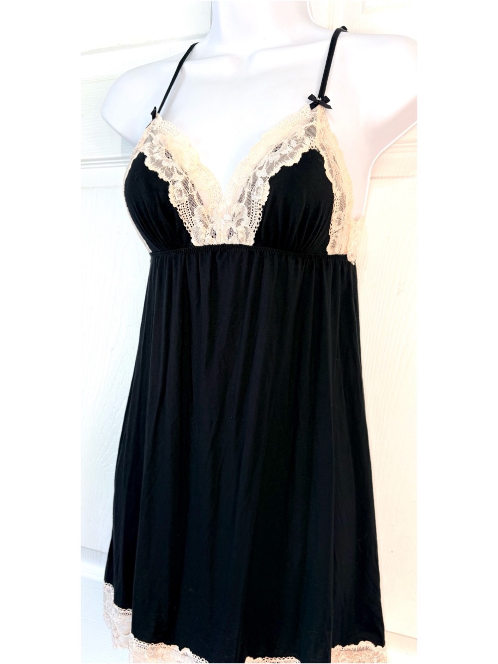 Vintage Victoria’s Secret Black Chemise with Pink Lace Trim Size Small